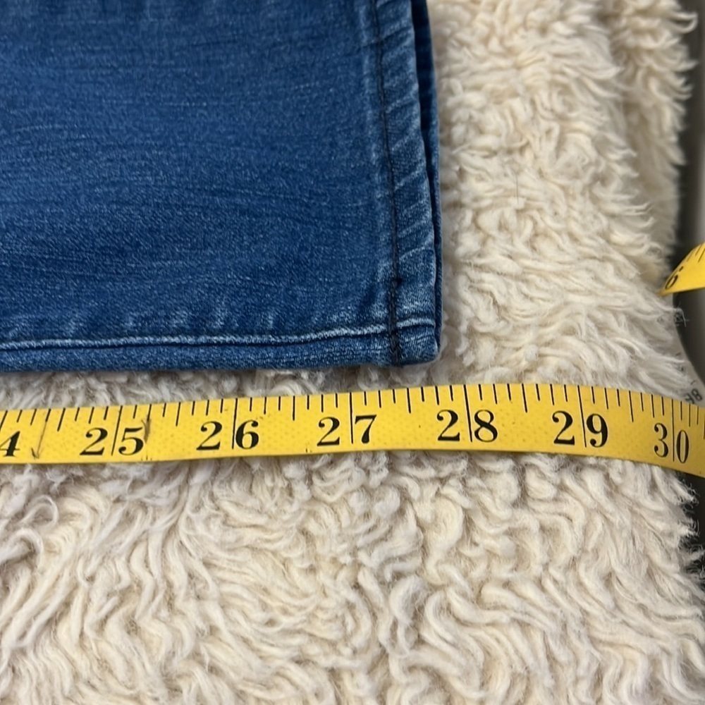 Old Navy super skinny size 8 and stretchy jeans - Picture 9 of 9